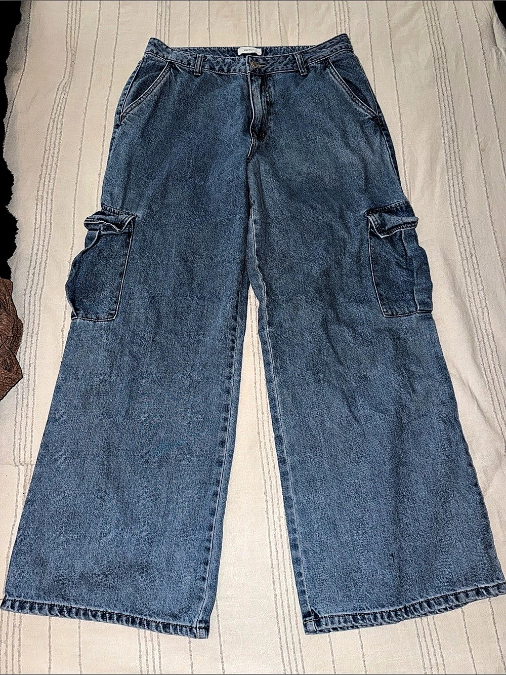 Forever 21 Wide Leg Cargo Jeans in Blue